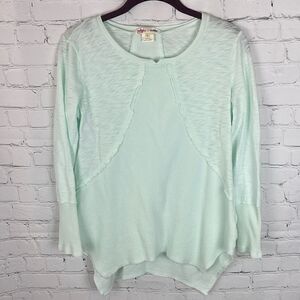 Ragdoll & Rockets Mint Long Sleeve Distressed Top Girls Size Large